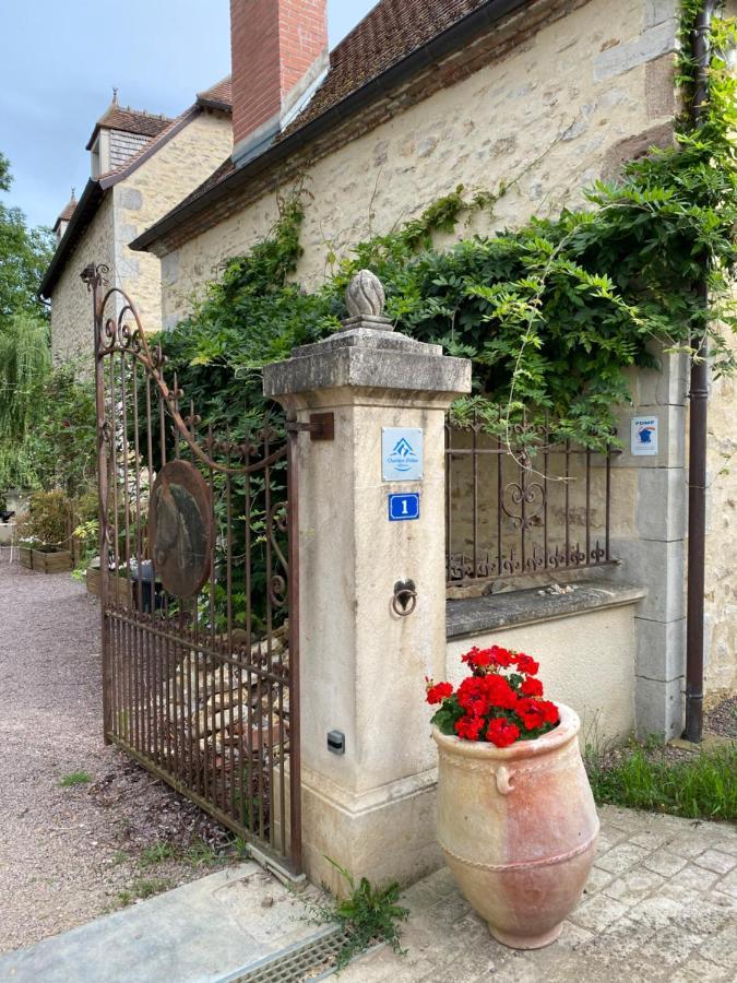 Moulin Le Fleurie Charenton-du-Cher Exterior foto